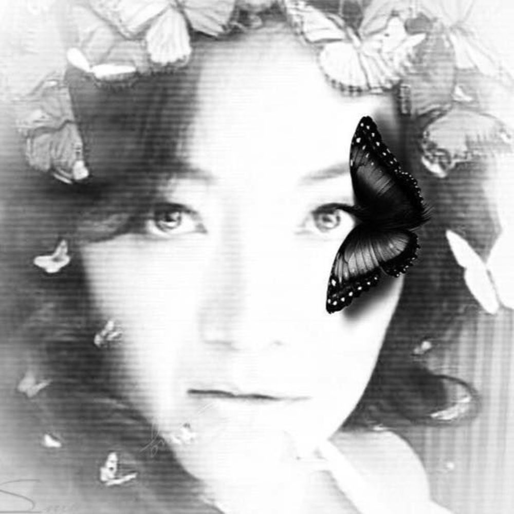 Meet your Posher, Julieta